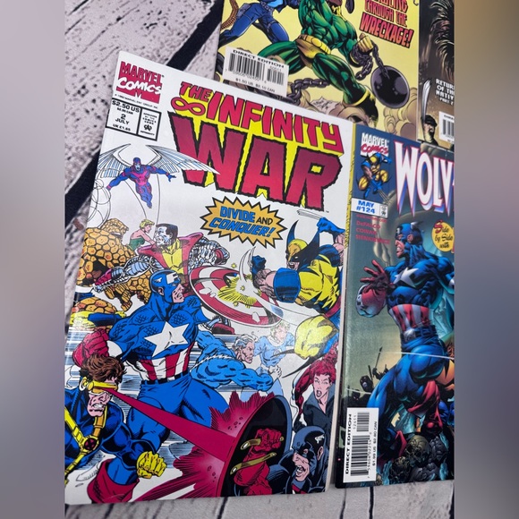 Marvel Comic Book Collection - Picture 2 of 7